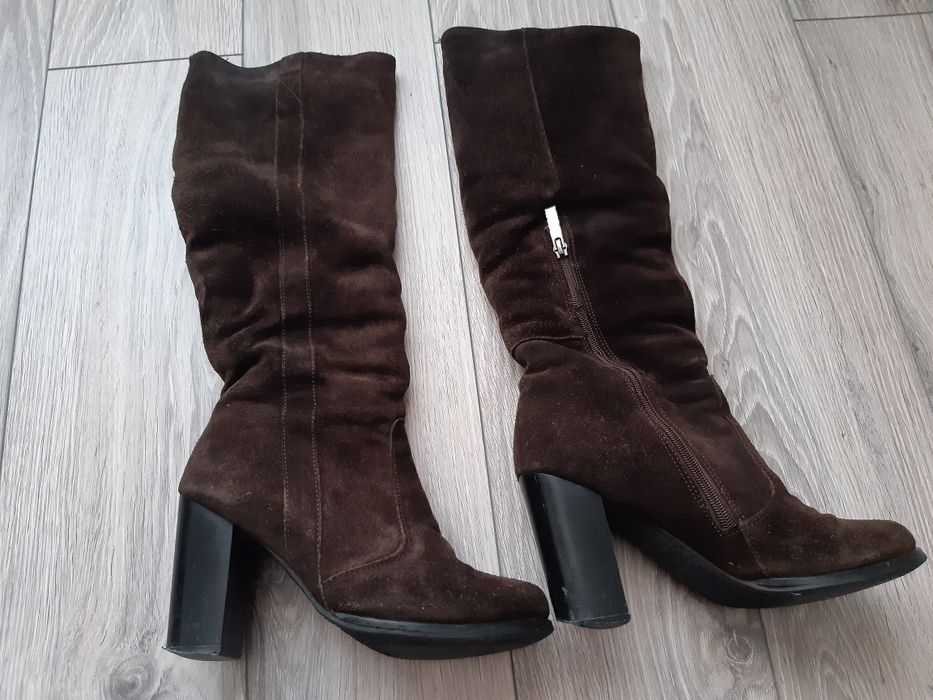 Чоботи жіночі 37 р. Звільняю шафу