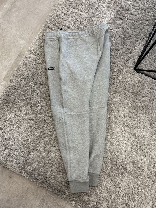Штани Nike Tech Fleece Jogger White