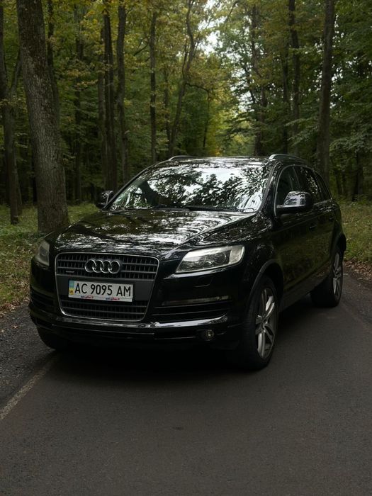 Продам AUDI Q7 3.0TDI
