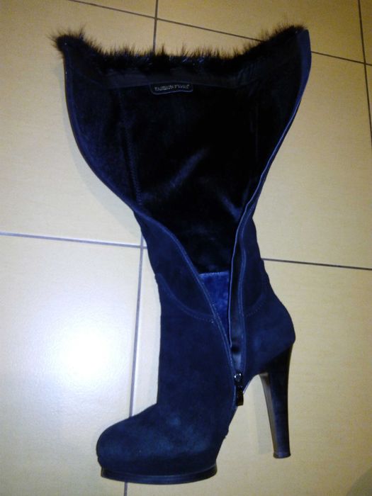 Чоботи жіночі зимові замшеві, розмір - 37.