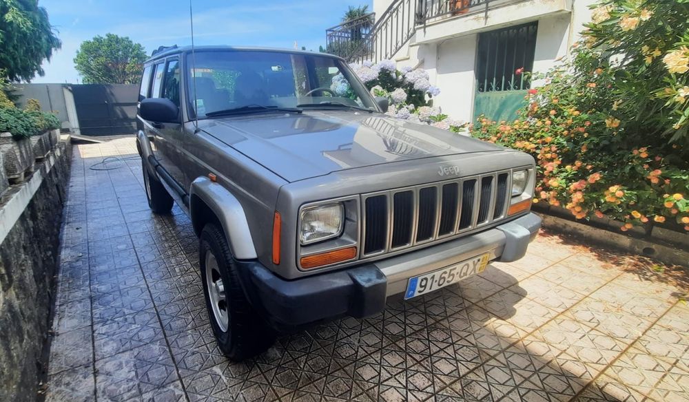 Jeep Cherokee 2.5 2001