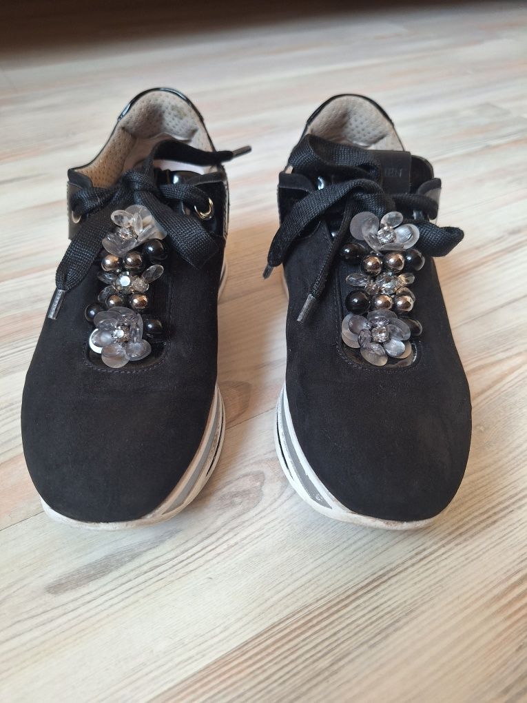 Sneakersy Wittchen skóra naturalna 37 j.kazar ochnik kors