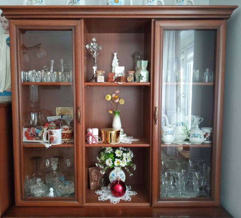 Komplet mebli, solidne