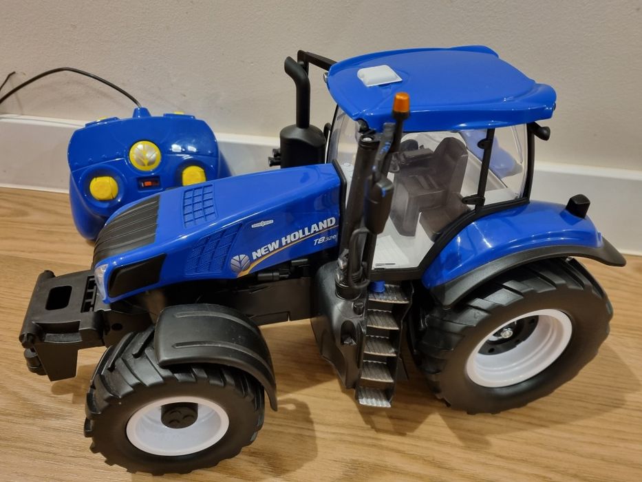 New Holland traktor zdalnie sterowany, Maisto