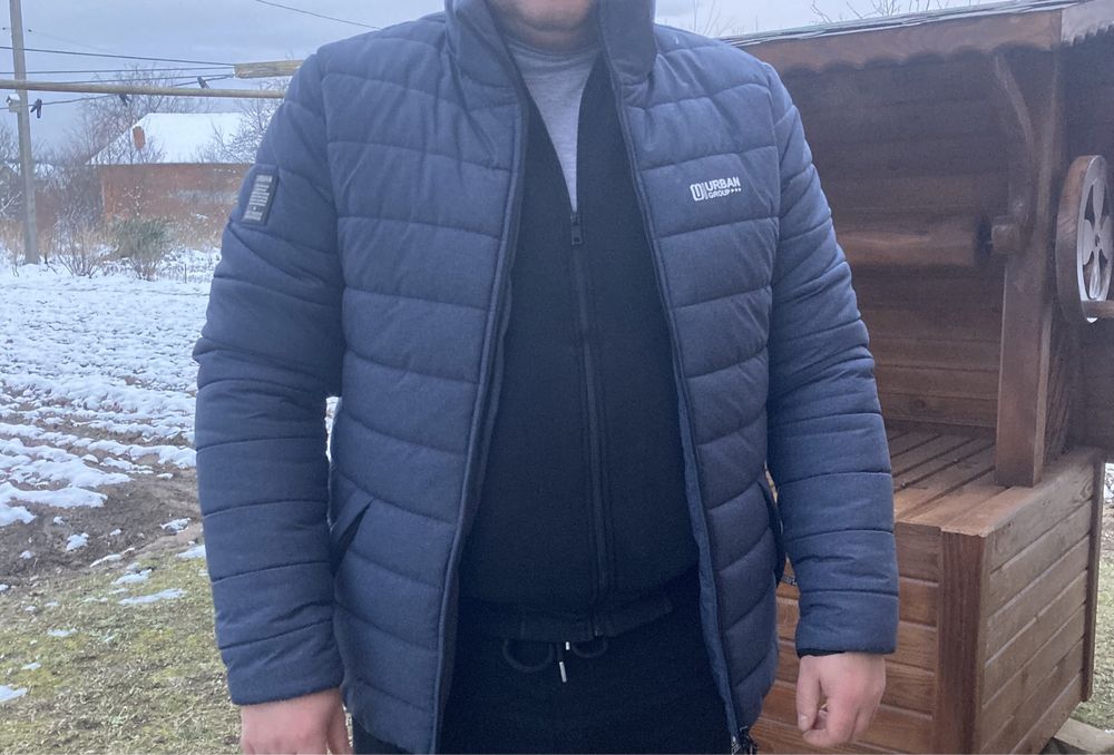 Продам курточку