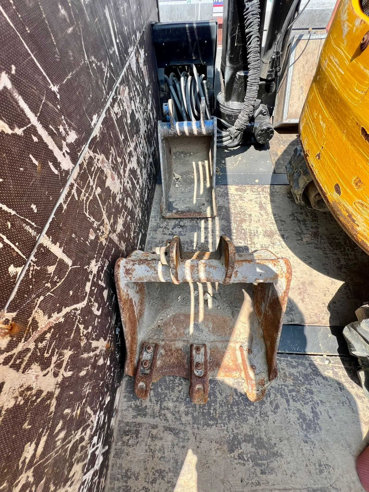 Minikoparka JCB 8008 WYNAJEM KOPARKI