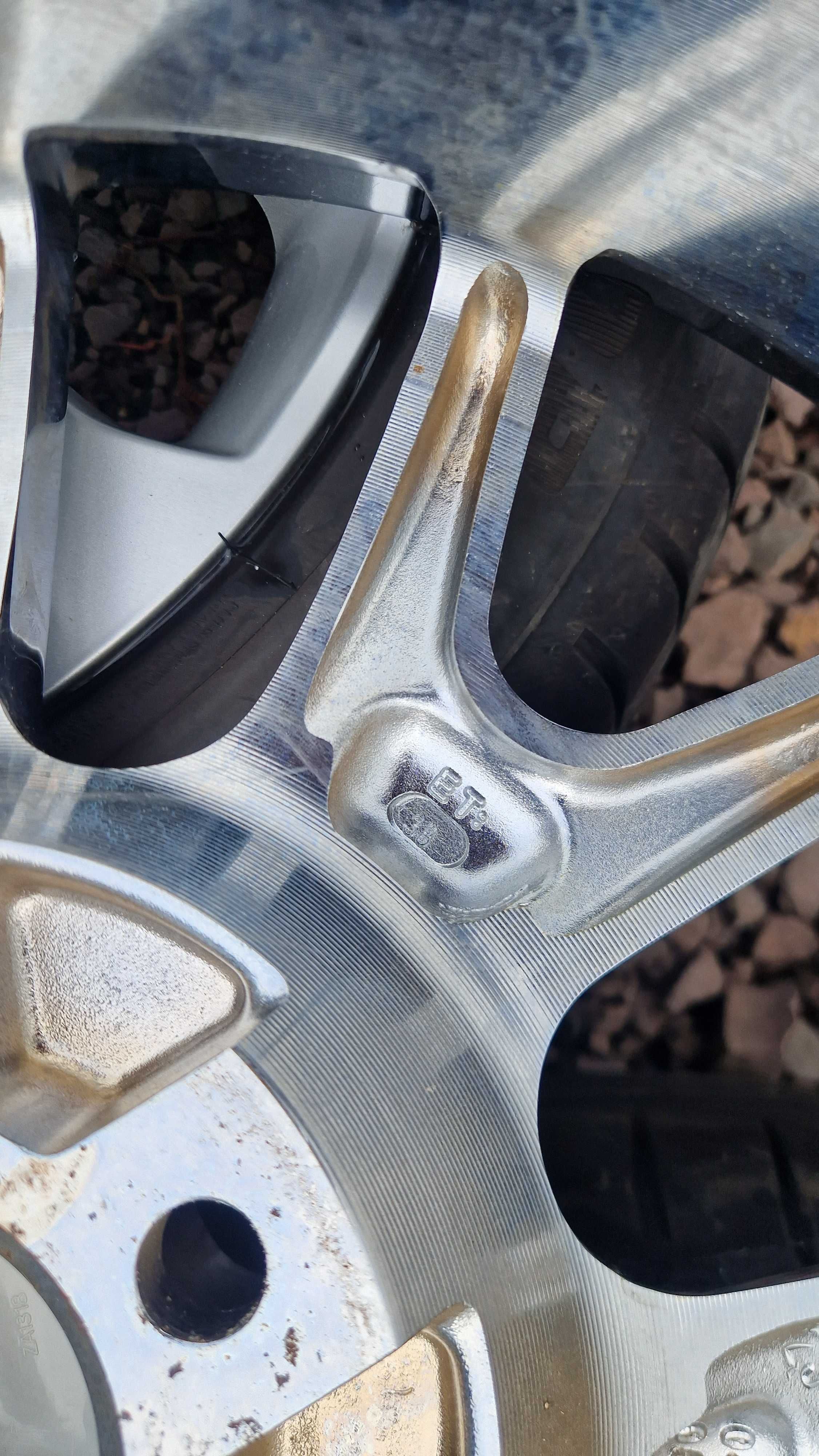 Felga aluminiowa VW Seat Skoda Audi Dotz Nardo 5x100 7Jx17 ET38 1szt