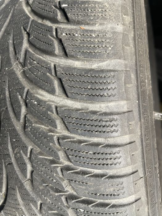 Opony zimowe nokian r17