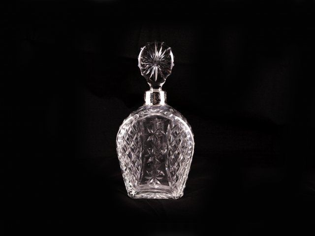 Decanter antigo em cristal