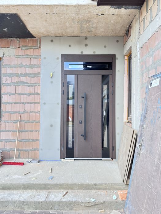 Продам. Входные двери. Установка двери в подарок.