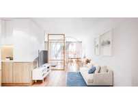 Apartamento T2 com varanda no centro do Porto.