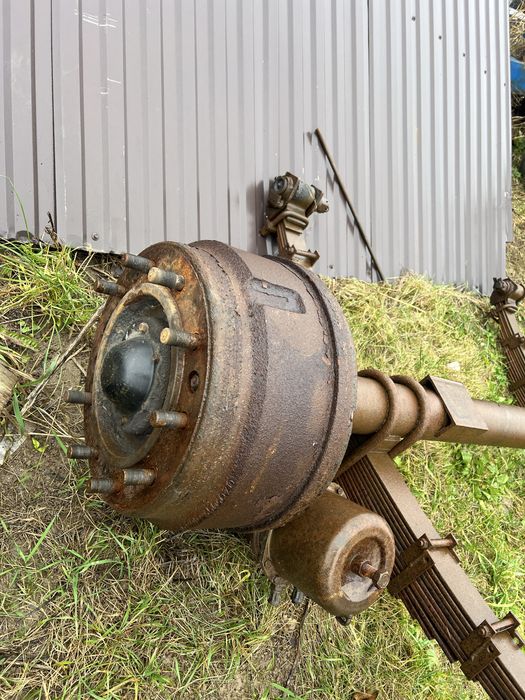 Вісь для причепа автовоза 10 болтів барабан в зборі