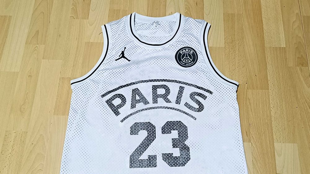 Koszulka JORDAN PARIS SAINT-GERMIN r.M stan bardzo dobry