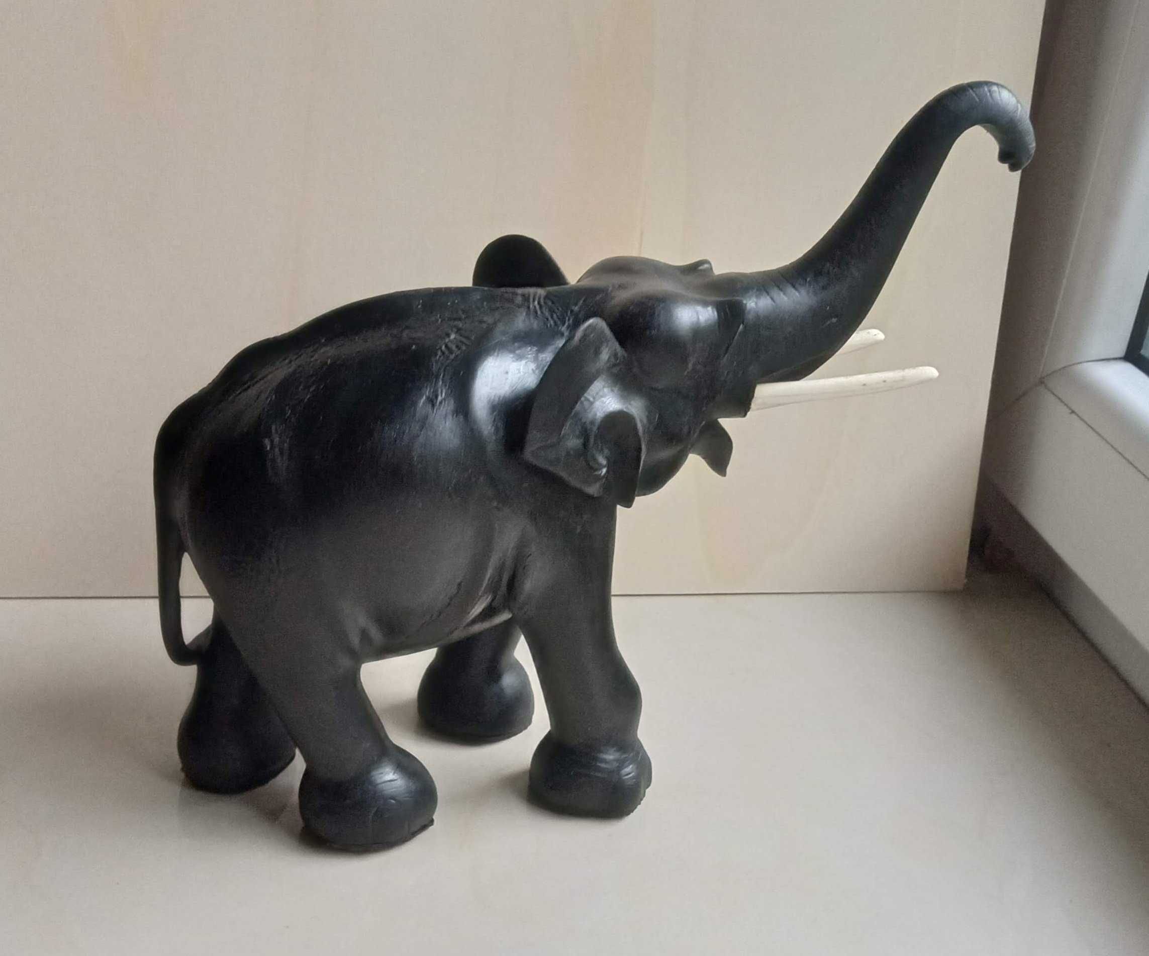 Słoń figurka kolonialna, heban, ręcznie robiona