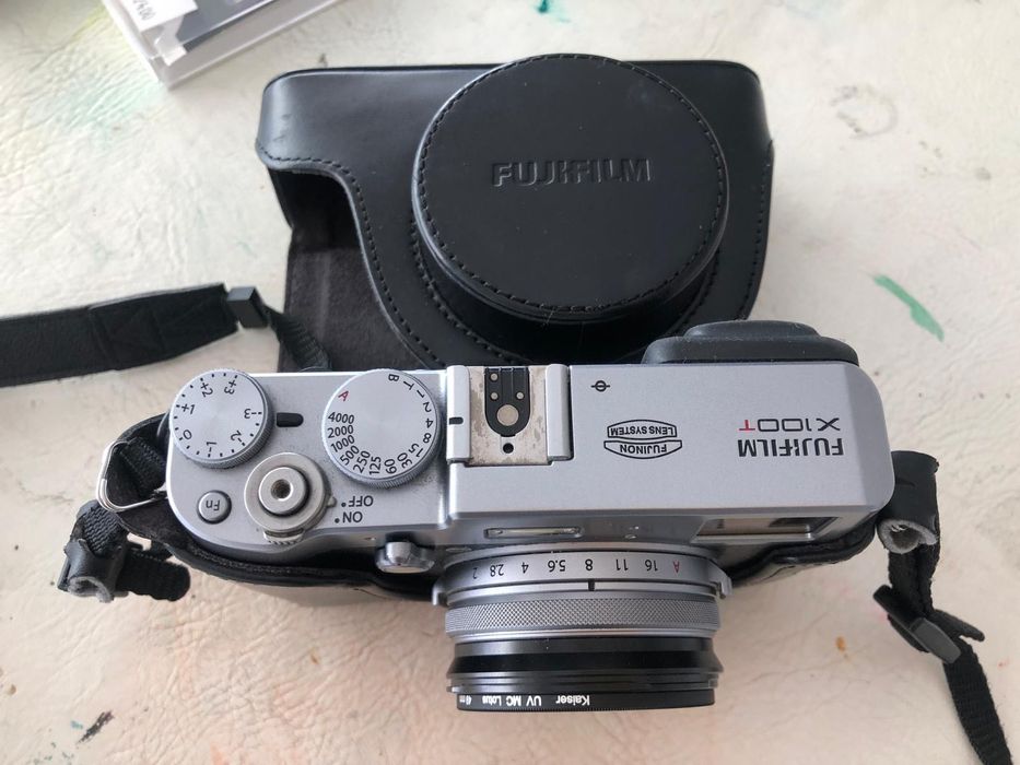 Fujifilm X100T com lente conversão
