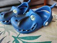 Buty klapki crocs PolliWalki rozm 6 aligatory krokodyle