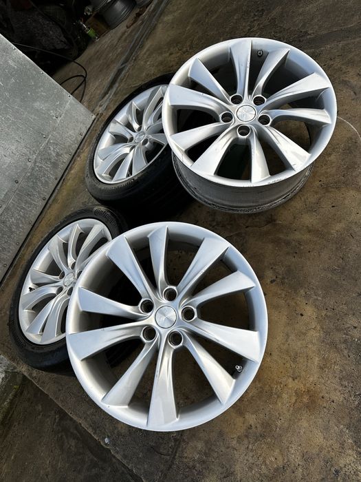 Диски R19 5/120 Tesla model S X Диски оригінальні Тесла Різноширокі