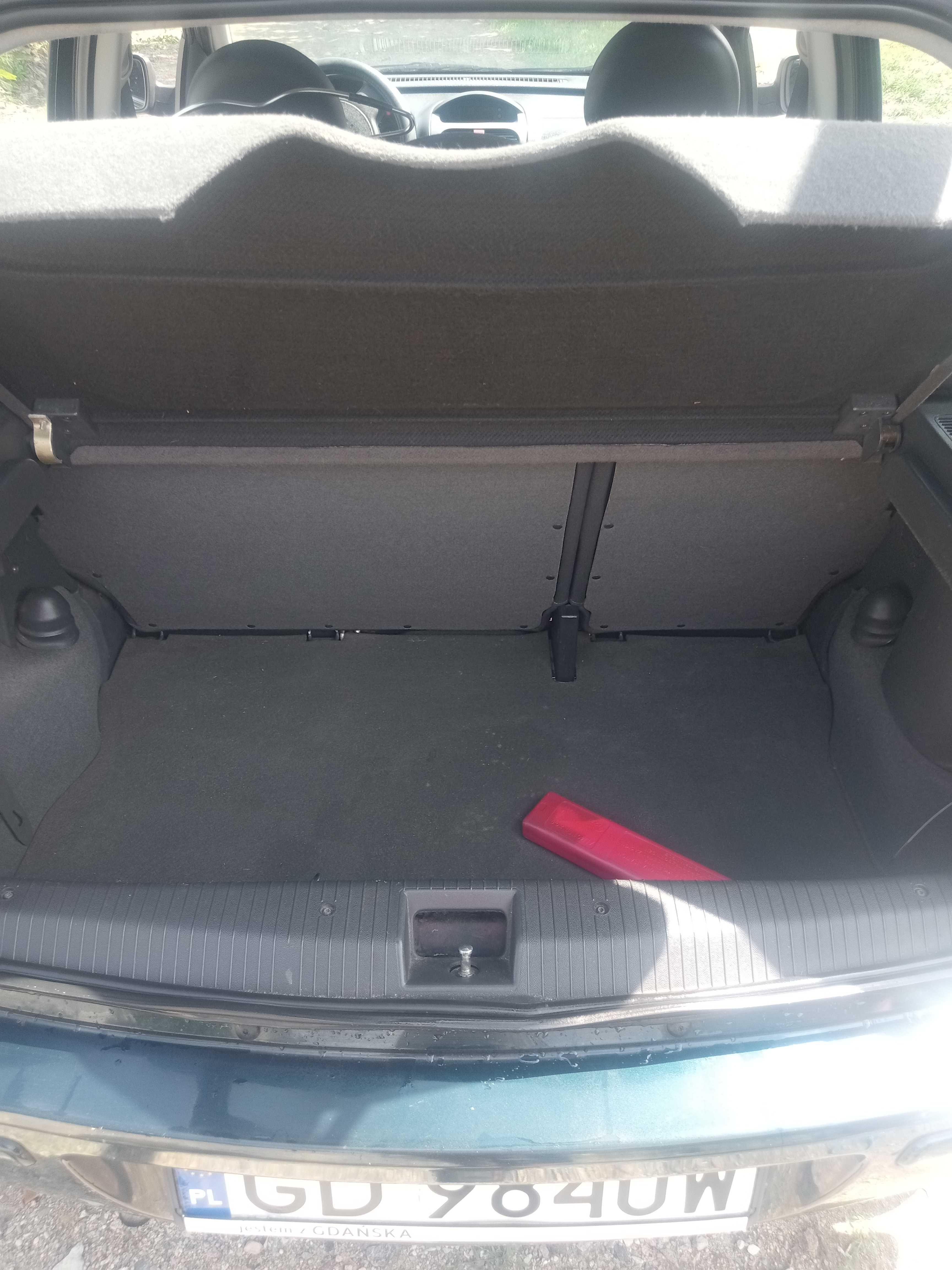 Opel Corsa c 1.0b 2004r.