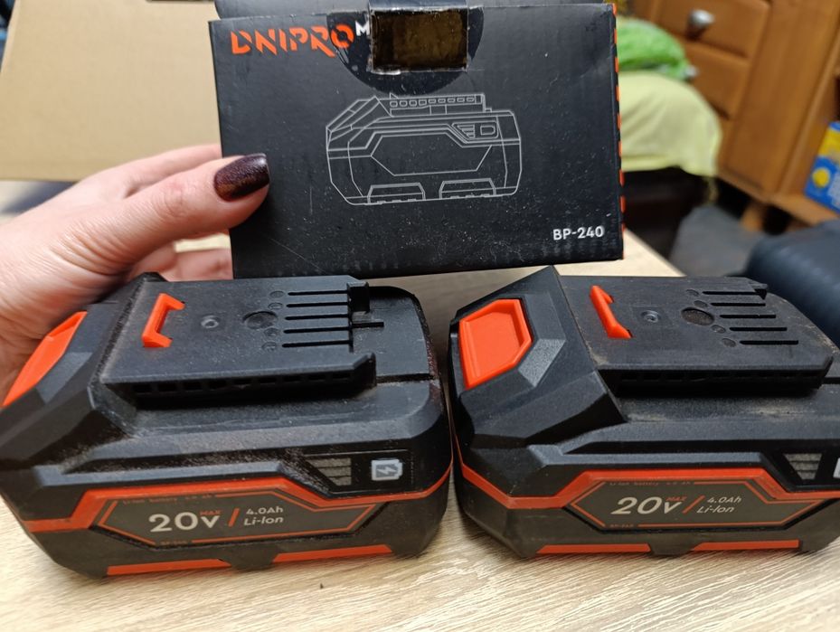 Продам сумку, дрель-шуруповерт, гайковёрт,болгарку,сабельная пила