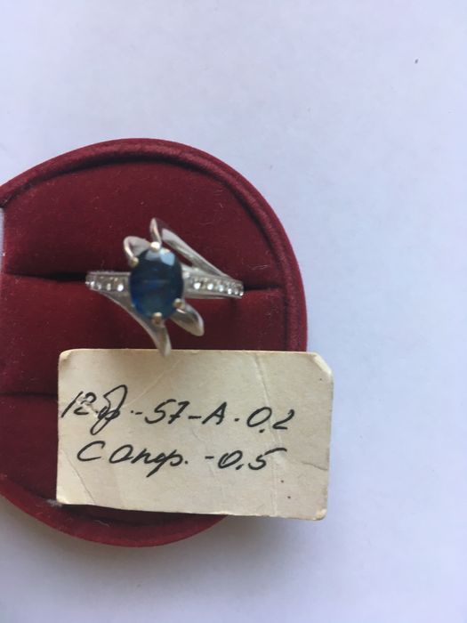 Кольца золотые новые с родными  бирками