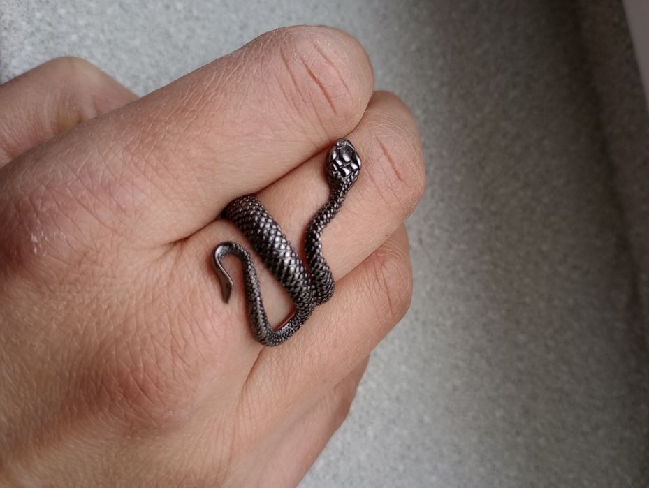 Pietścionek wąż Nowy