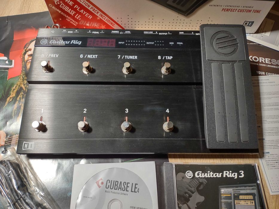 Процесcор гитарный  контроллер Native Instrument GUITAR RIG KONROL 3