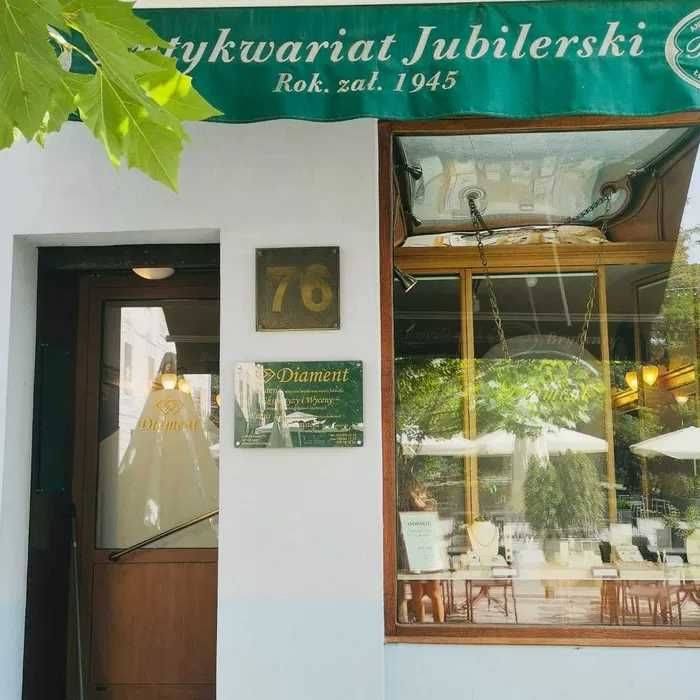 Sygnet męski z brylantem.