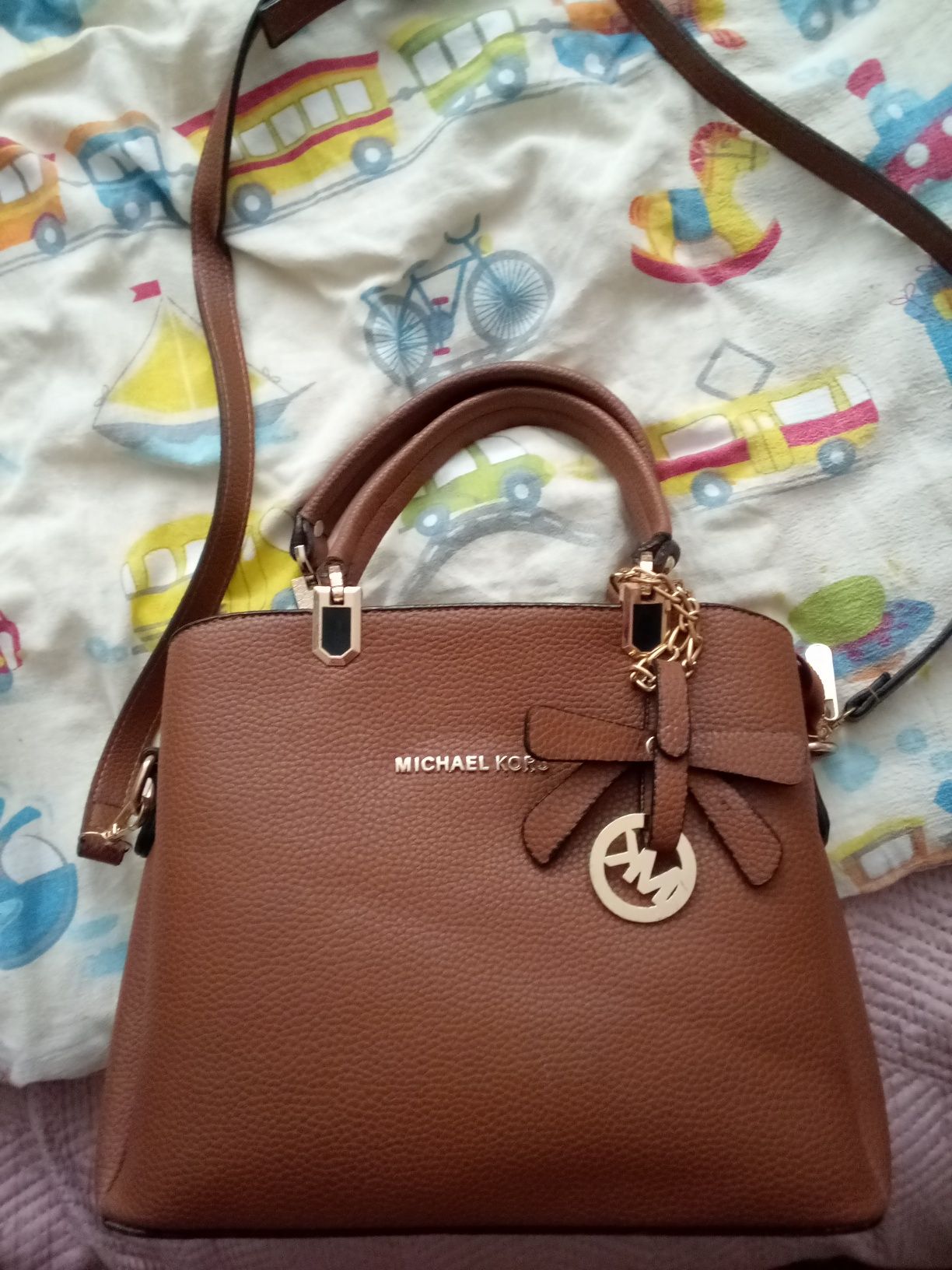 Skórzana torebka Michael Kors