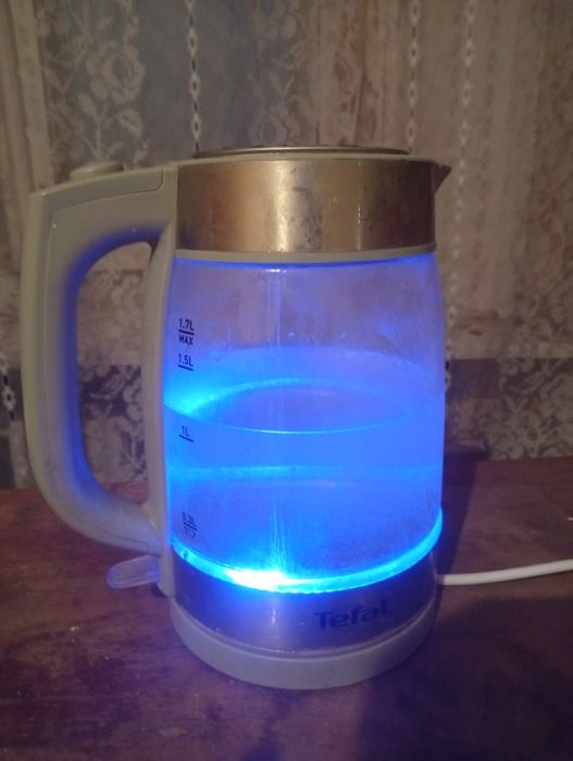 Tefal Електрочайник KI605B30