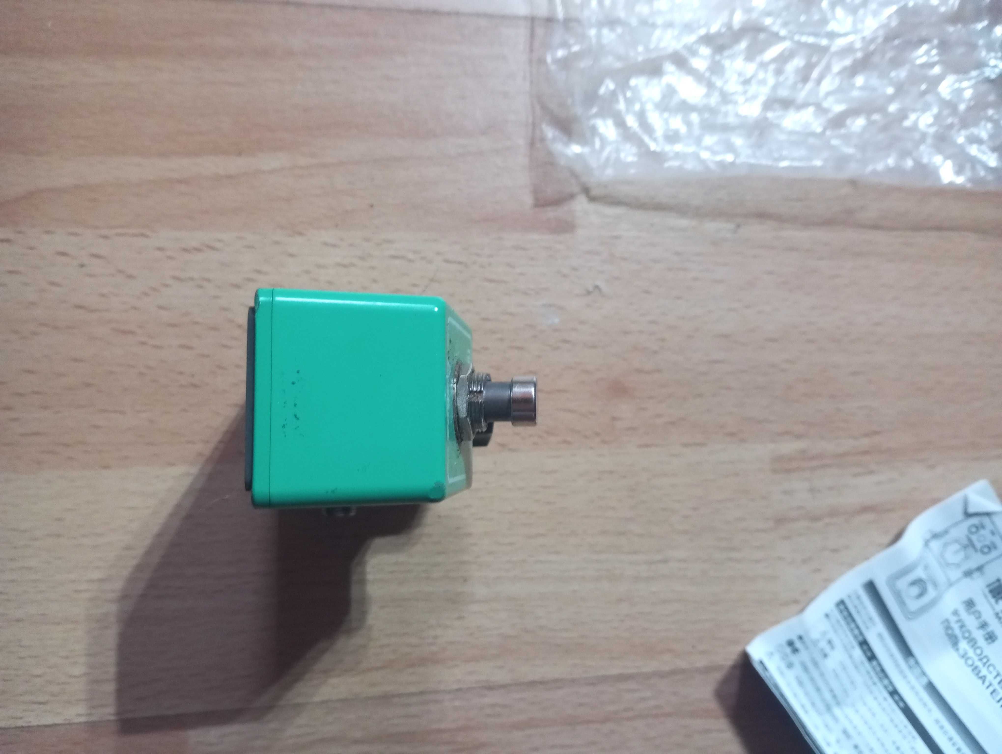 Pedais  "Ibanez Tube Screamer Mini" e "Maxon Overdrive OD-9"