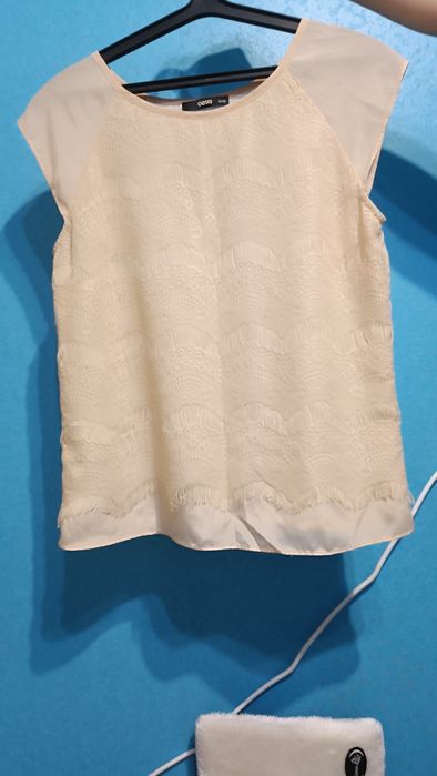 Нова жіноча блуза розміру 46-48 від Oasis.Індія.