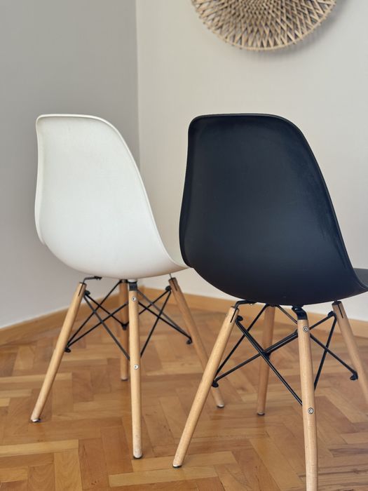 Komplet 2 krzeseł Eames DSW czarne i białe - plastikowe kubełkowe