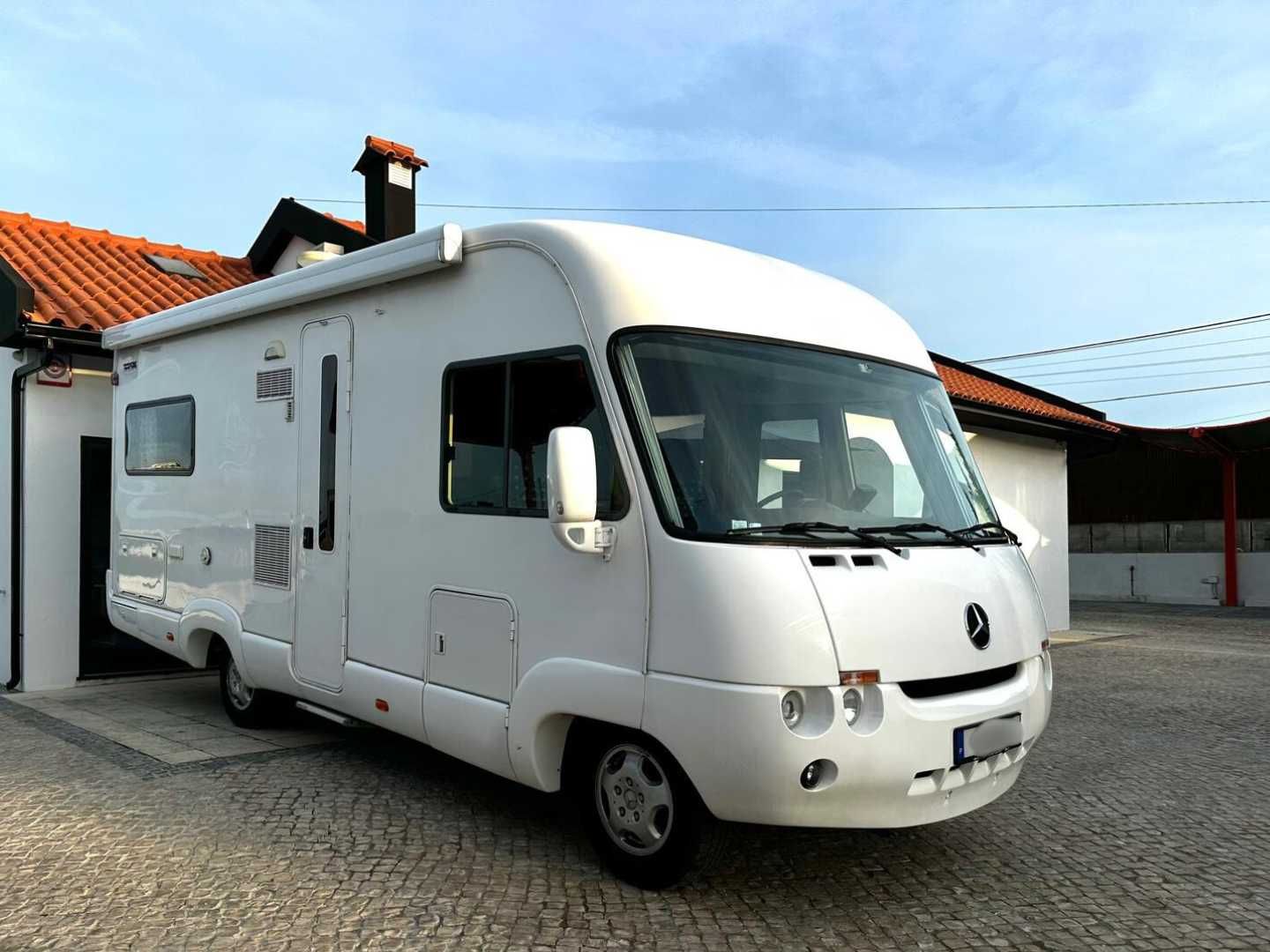 Autocaravana Mercedes-Benz Rápido 985M - Caixa Automático