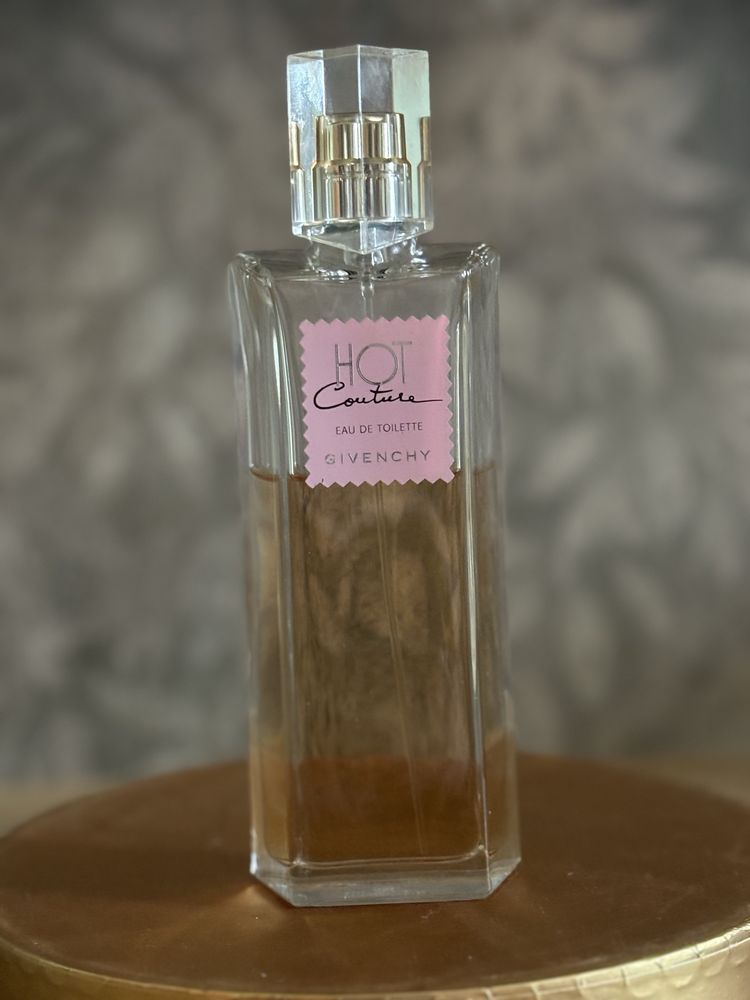 Woda toaletowa Givenchy Hot Couture 100 ml