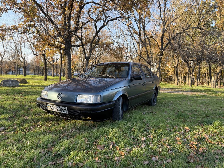 Переоформление!!! Продам Volkswagen passat B3 1.8 1990 г.в.