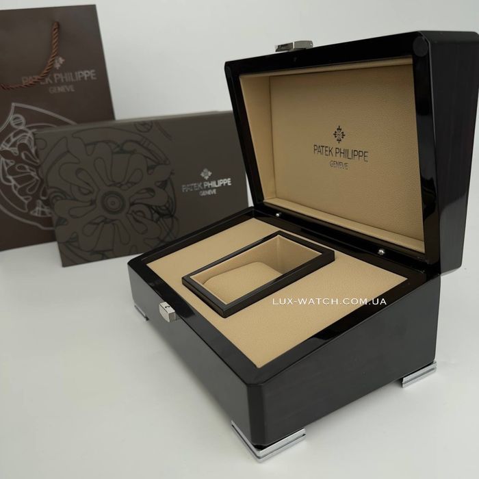 Фирменная коробка под часы Patek Philippe