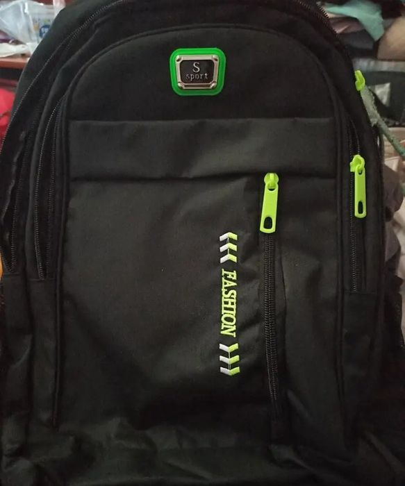 Чёрный рюкзак новый