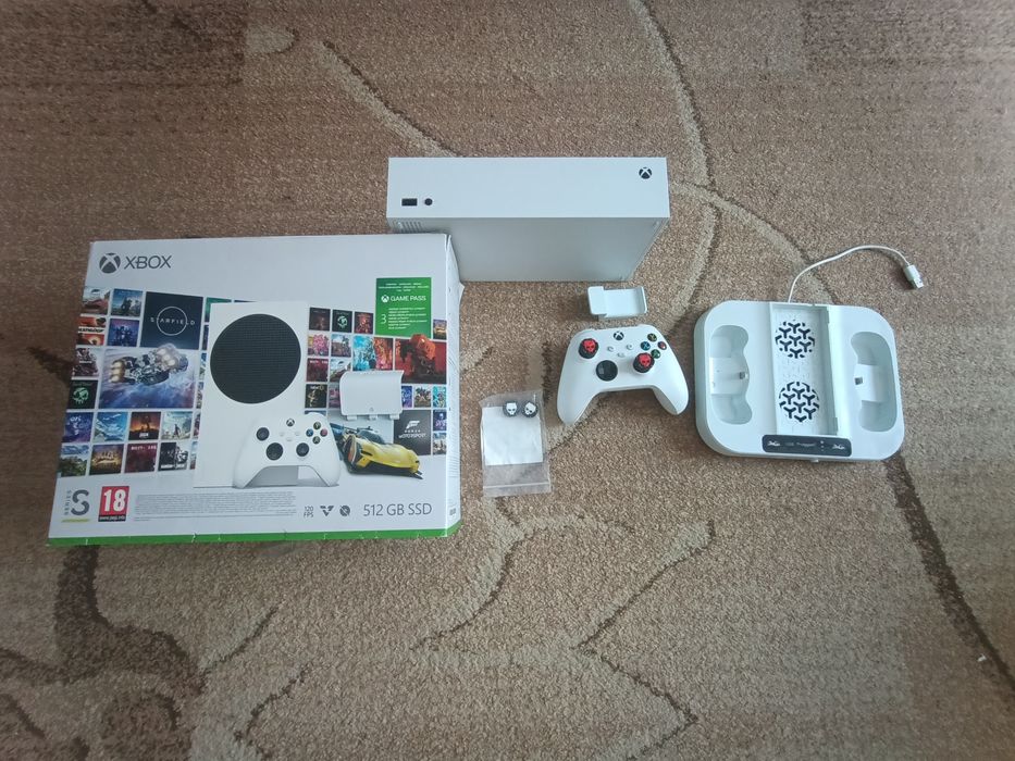 Xbox series S jak nowy