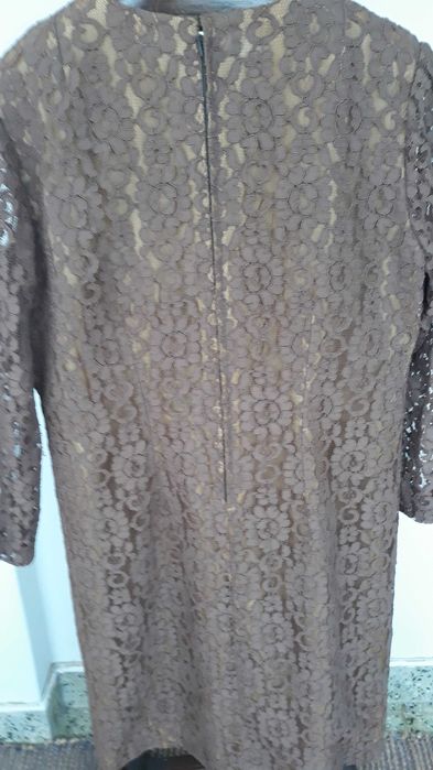 Vestido de renda muito antiga