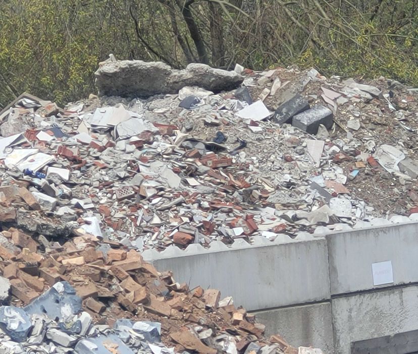 Kontener wywóz odpady budowlane śmieci gruz papa wełna styropia Kraków