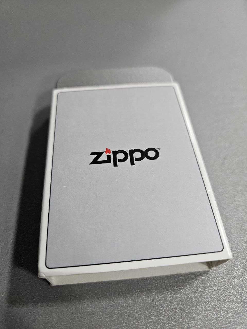 Коллекционная зажигалка Zippo серия  "Азартные игры"