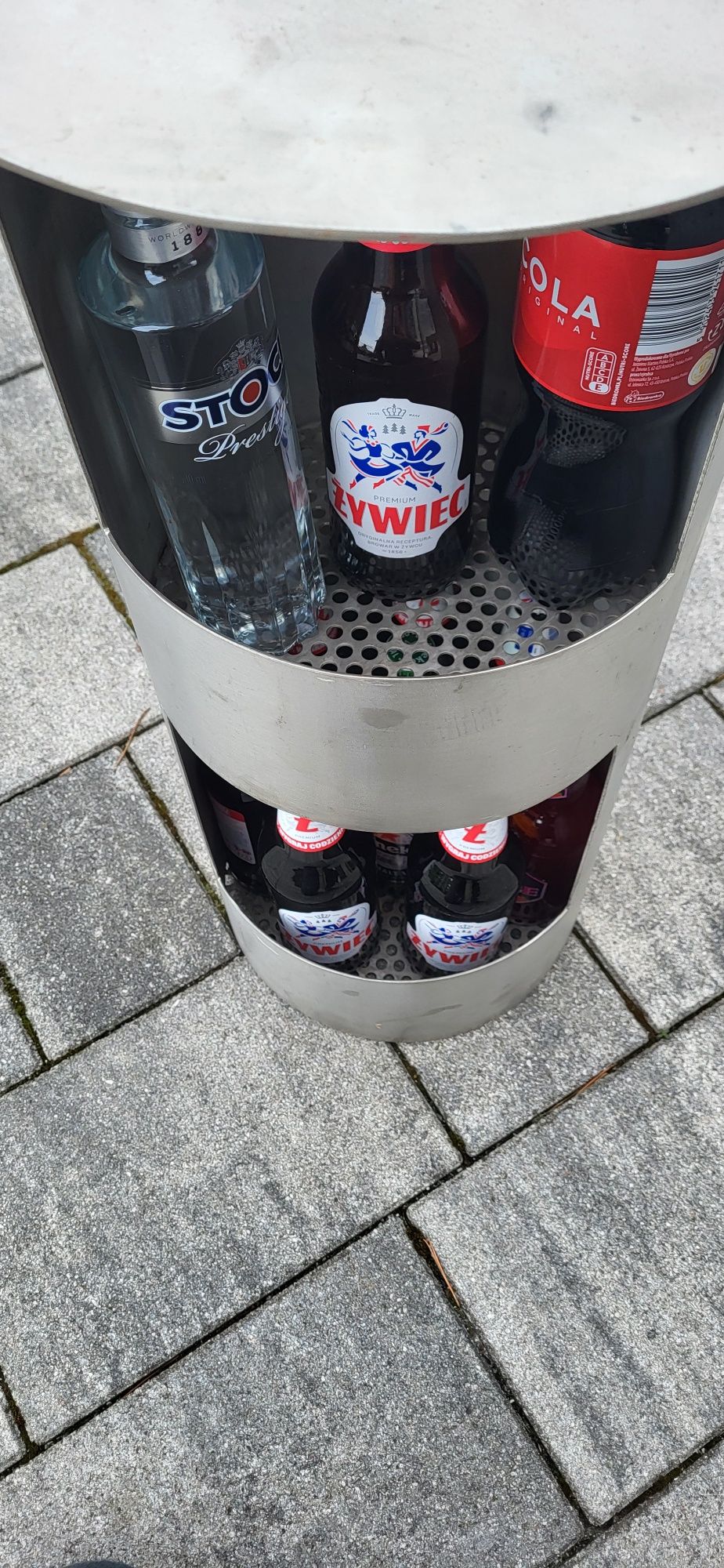 Sprzedam lodówkę coolleerrr z rury nierdzewnej do wkopania w ziemię.