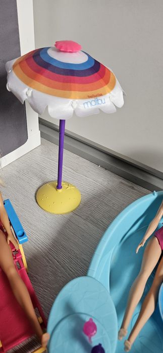 asen , zestaw plażowy + 2x barbie