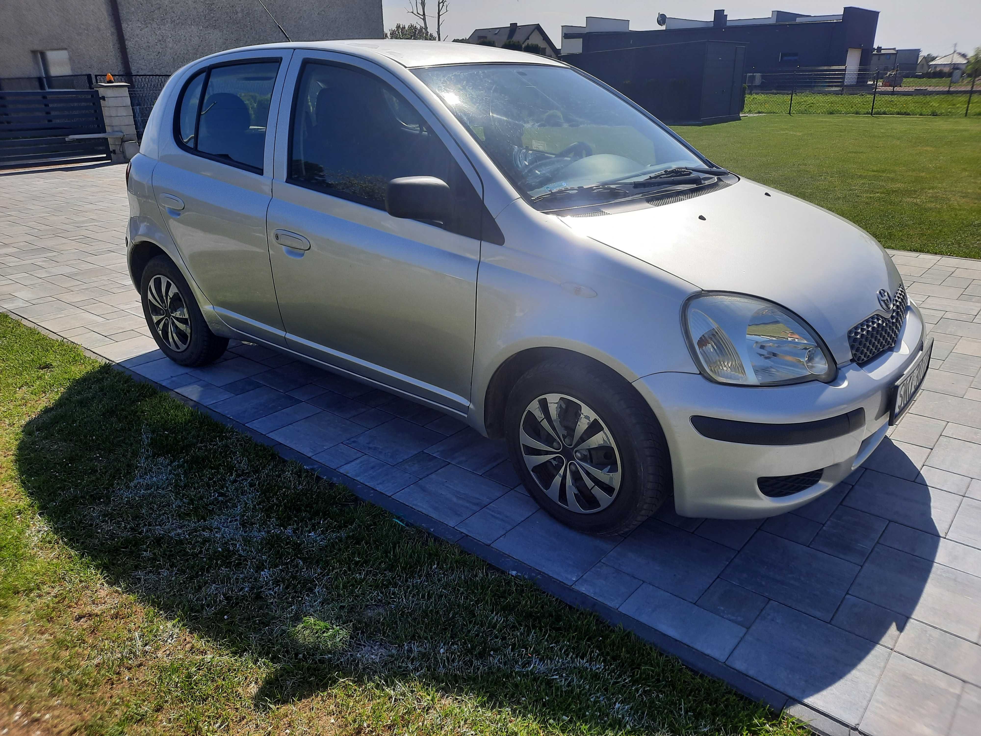 Yaris 1.0 2004r dodaktowy komplet kół