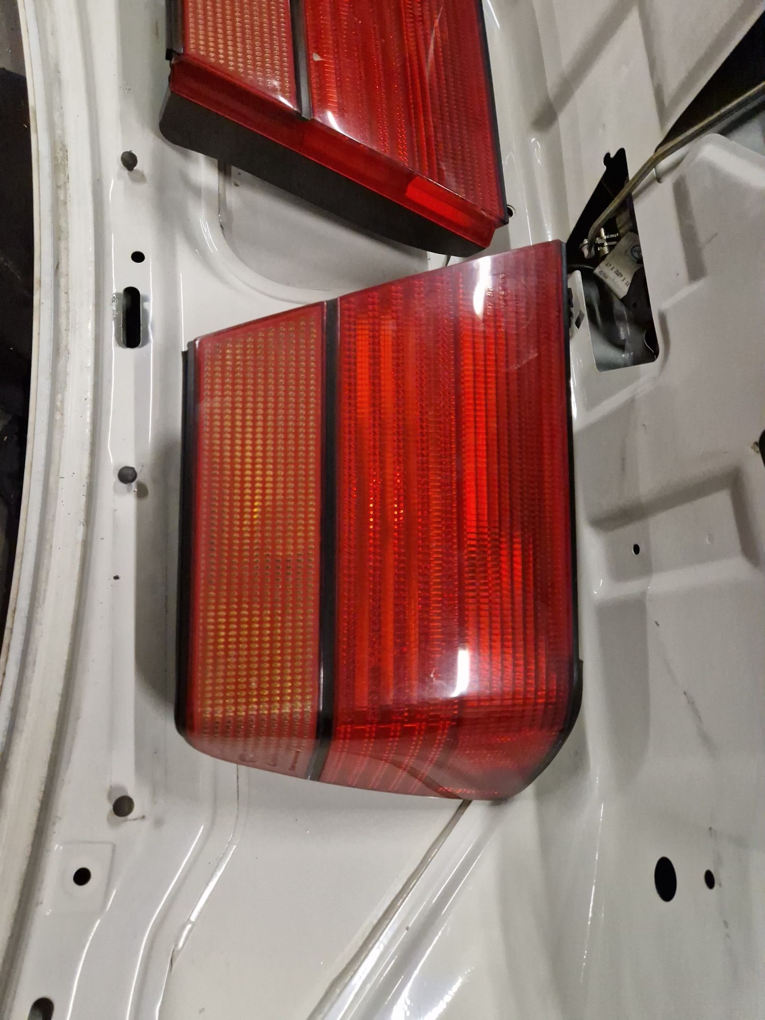 Lampy tył komplet bmw e31 850 usa eu 840 csi lampa tylna