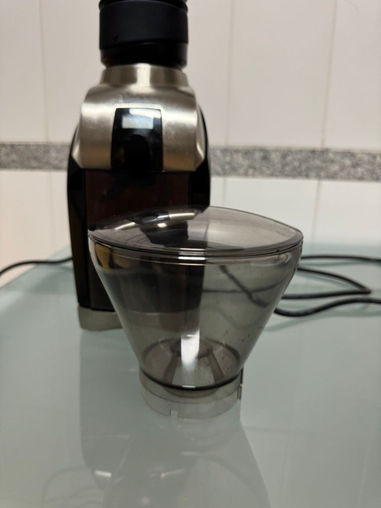 Moinho de café Baratza Virtuoso + c/ single dose Hopper