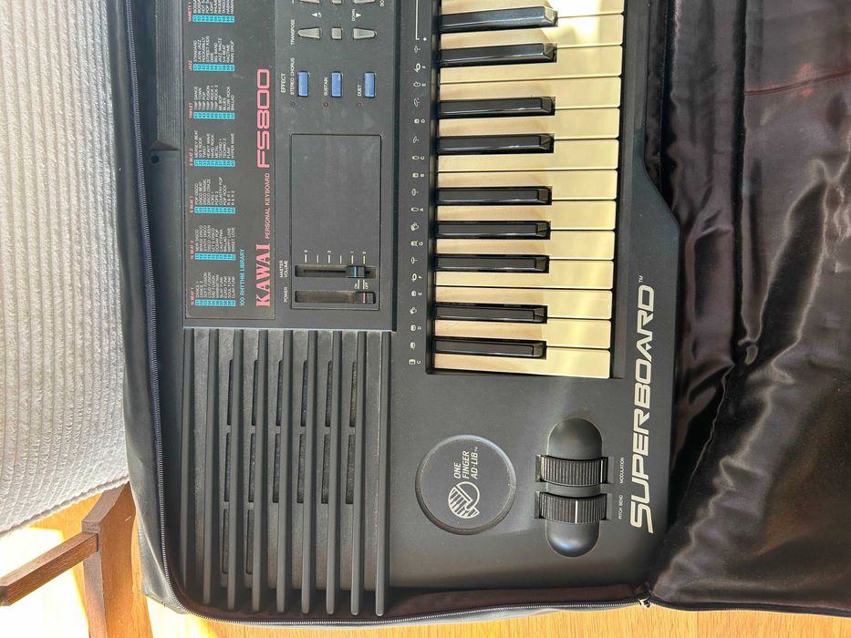 Teclado Kawai FS-800 Superboard — Vintage 80s (MIDI, Programável)