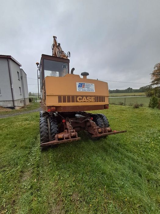 Koparka case JCB Volvo minikoparka