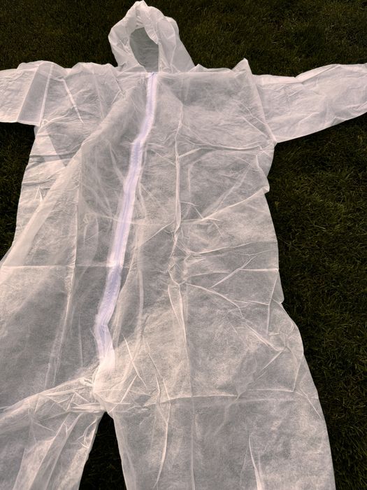 Jednorazowy kombinezon ochronny na suwak xl xxl xxxl 30 szt