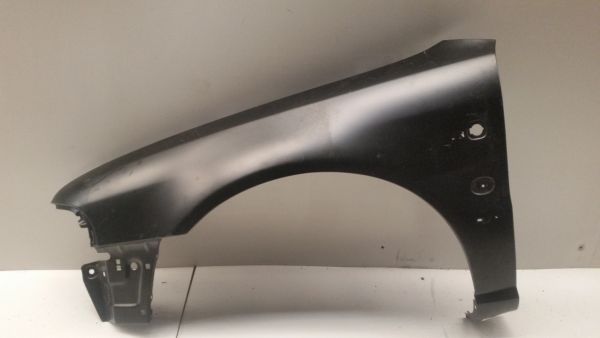 Guarda-lamas esquerdo AUDI A4 (8D2, B5)